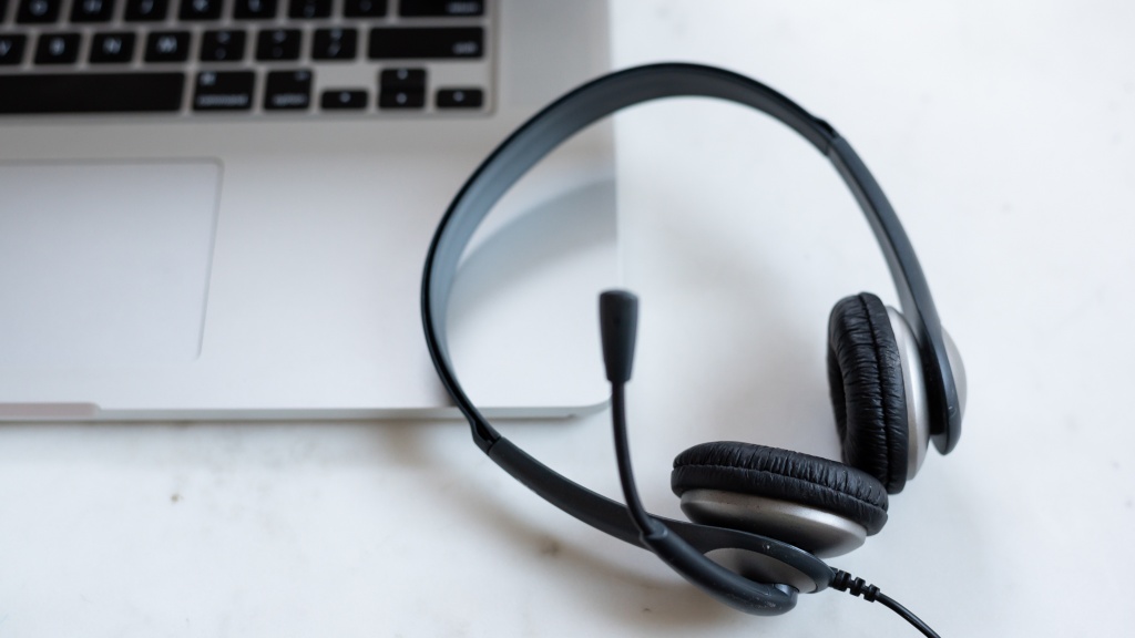 computer headset - the cyber acoustics ac-204 is one of the most affordable in our...