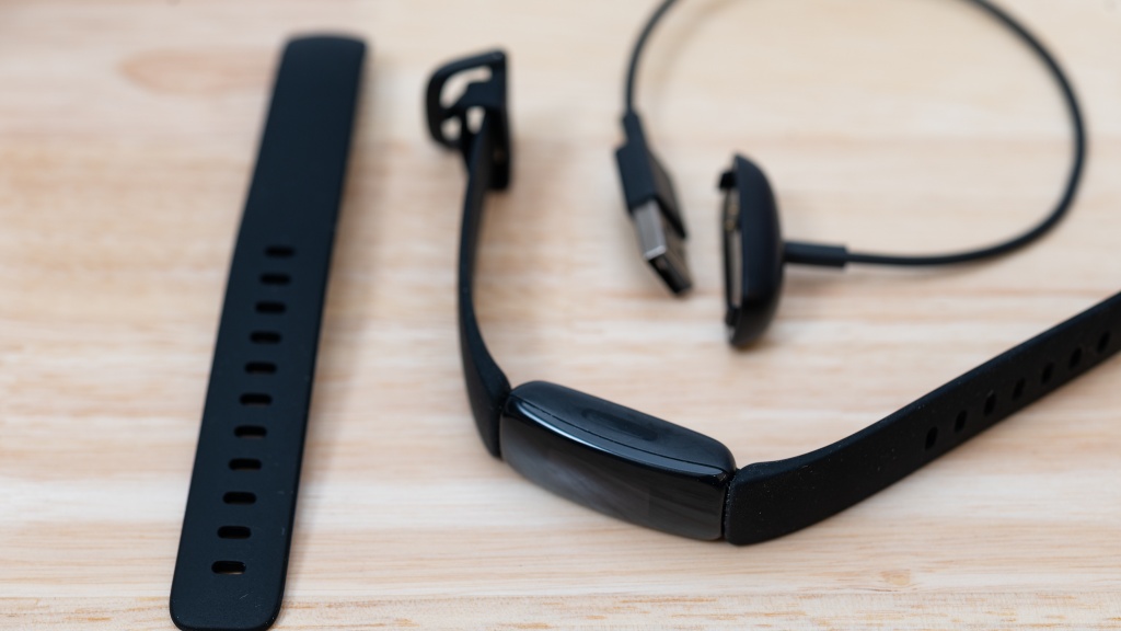 fitbit inspire 2 - this watch is above average when it comes to ergonomics in our minds.