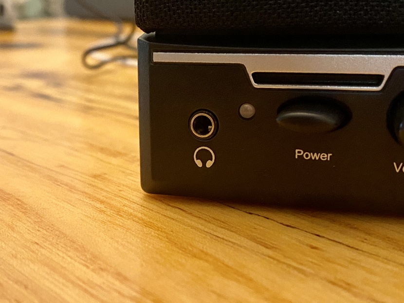 computer speaker - headphone pass-through ports, as seen here on the cyber acoustics...