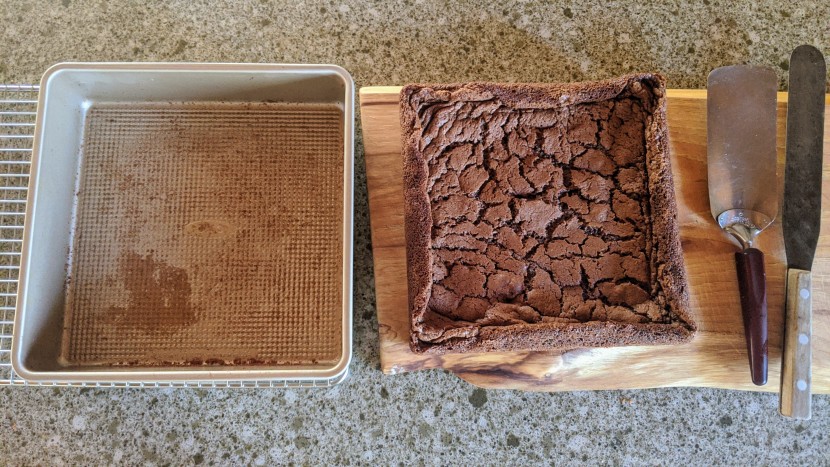 cake pan - thanks to a superior ceramic non-stick coating, we were able to lift...