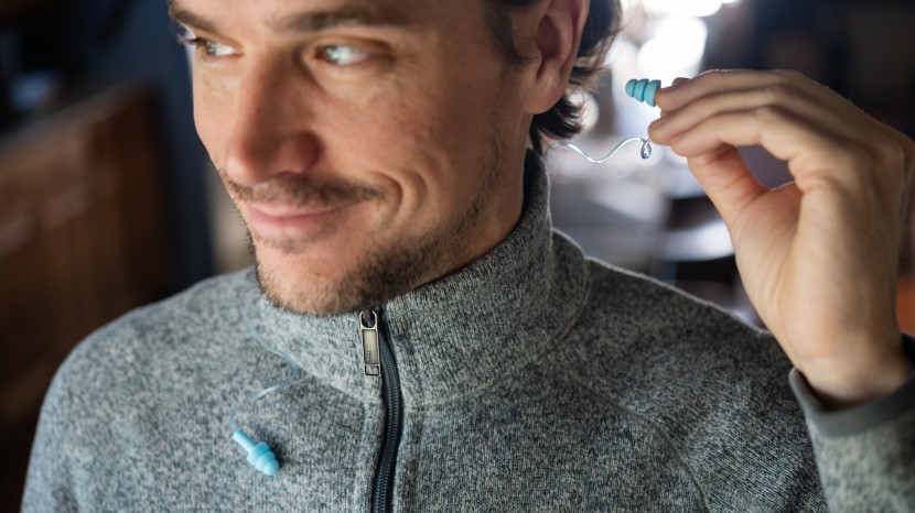 earplugs - the anbow reusable silicone earplugs are very easy to insert.