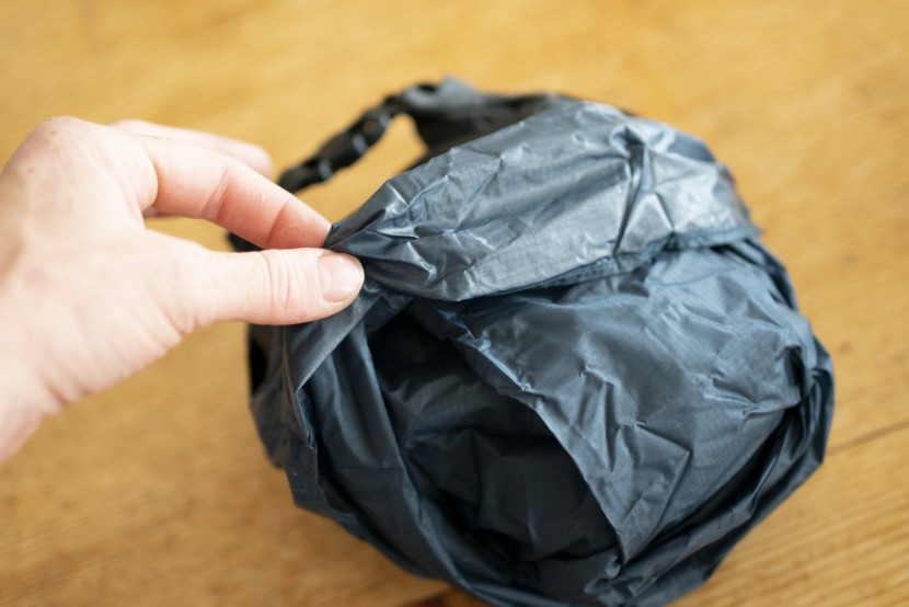 a protective camera bag is a great gift for any photographer.