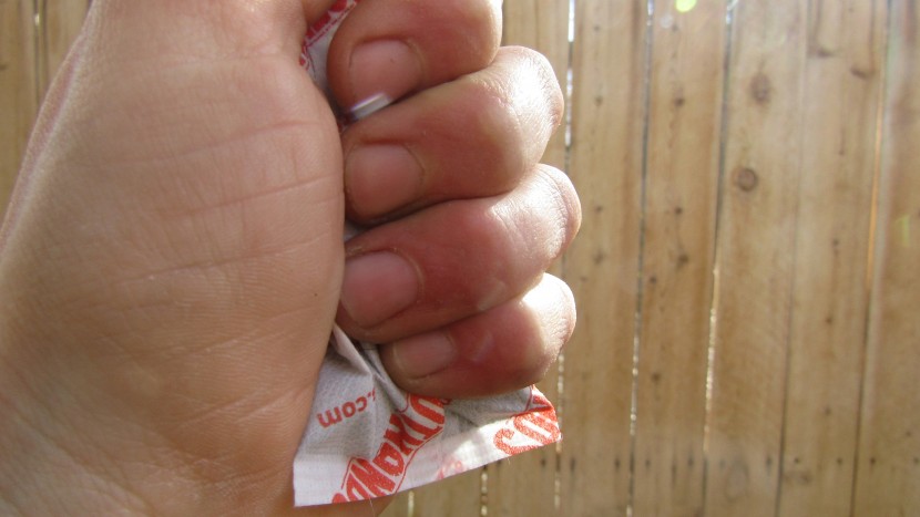 simply squeeze and shake the disposable warmers to activate the heat.