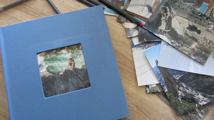 the pioneer fabric frame cover album has a simple and beautiful...