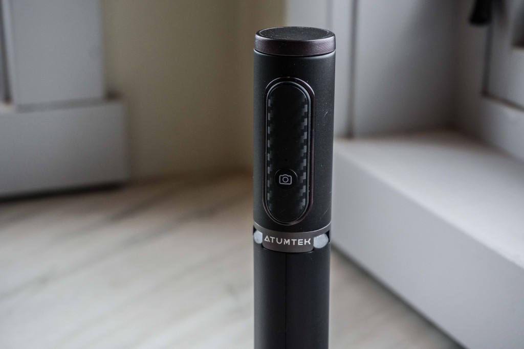 ATUMTEK Bluetooth Selfie Stick Tripod, Mini Extendable Bluetooth Remote New