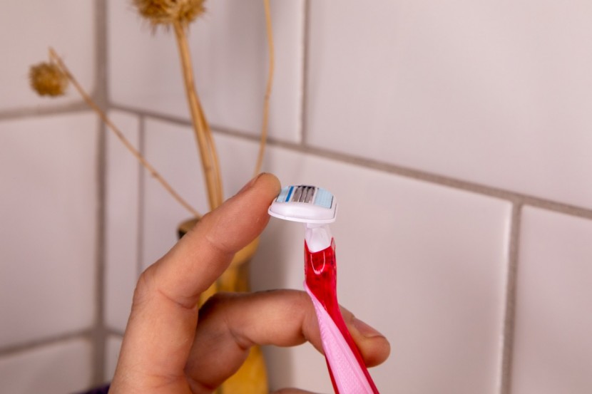 razor womens - venus is one of the few companies that make disposable razors with...