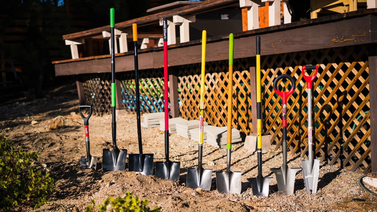 Best Gardening Shovel Review (If you need a new shovel, the collective research, testing, and thorough completed by our team will guide you to the...)