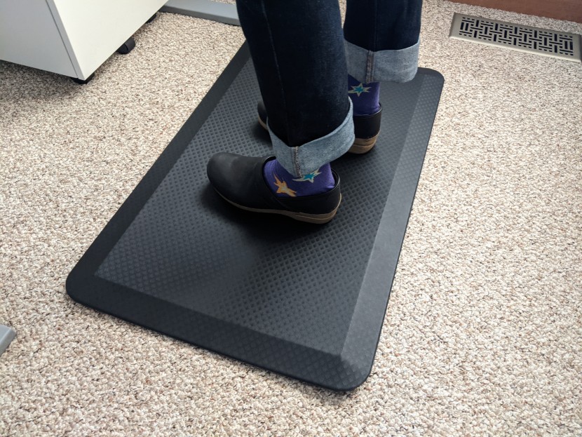 standing desk mat - the kangaroo original provides reliable support in a phthalate-free...