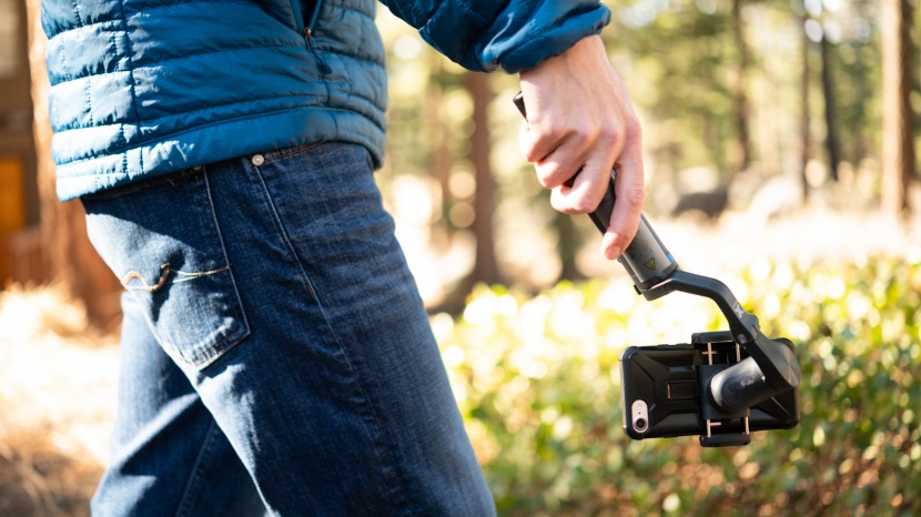 smartphone gimbal - hohem&#039;s algorithm &quot;iflow&quot; coupled with its 320 degrees of roll make...