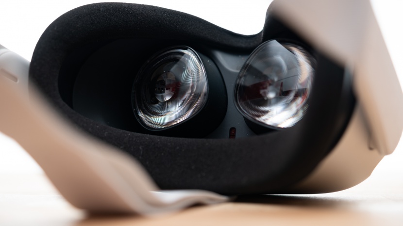 meta quest 2 - the quest 2 has respectable screen resolution for the price.