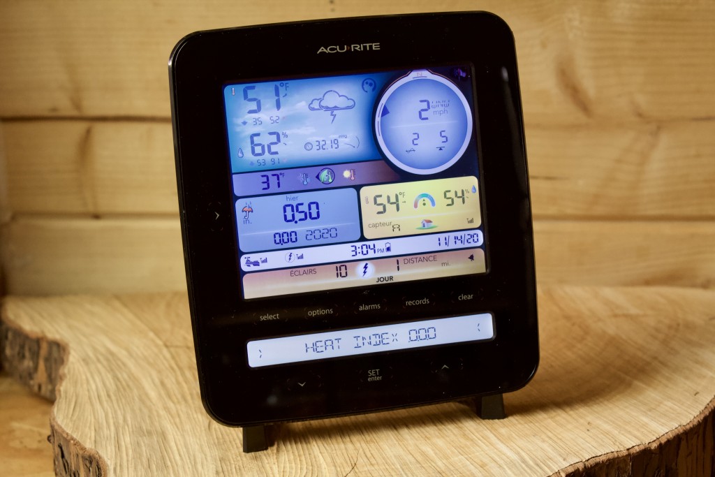 AcuRite weather station is useful, easy to use