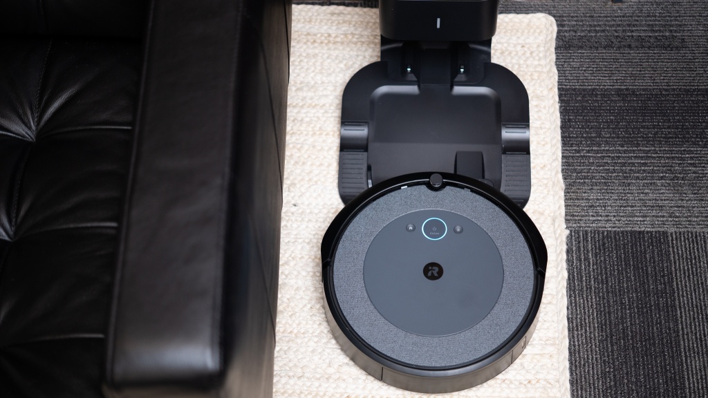 irobot roomba i3+ with clean base automatic dirt disposal - this robot delivered slightly above-average results in our carpet...