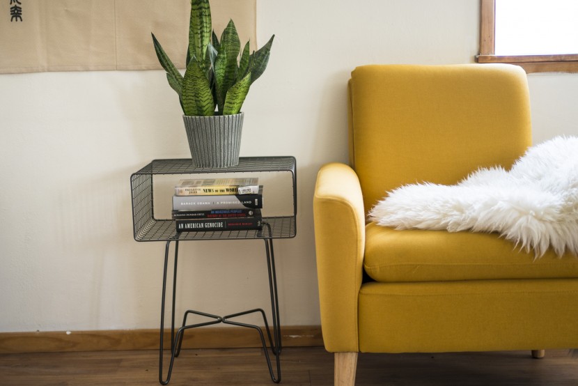 end table - the mdesign modern farmhouse table is sure to liven up any room.