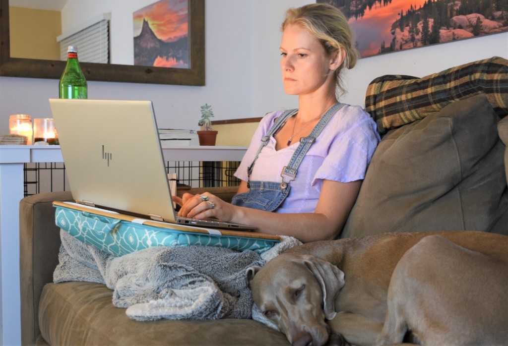 11 lap desks that make working from home easier - Reviewed