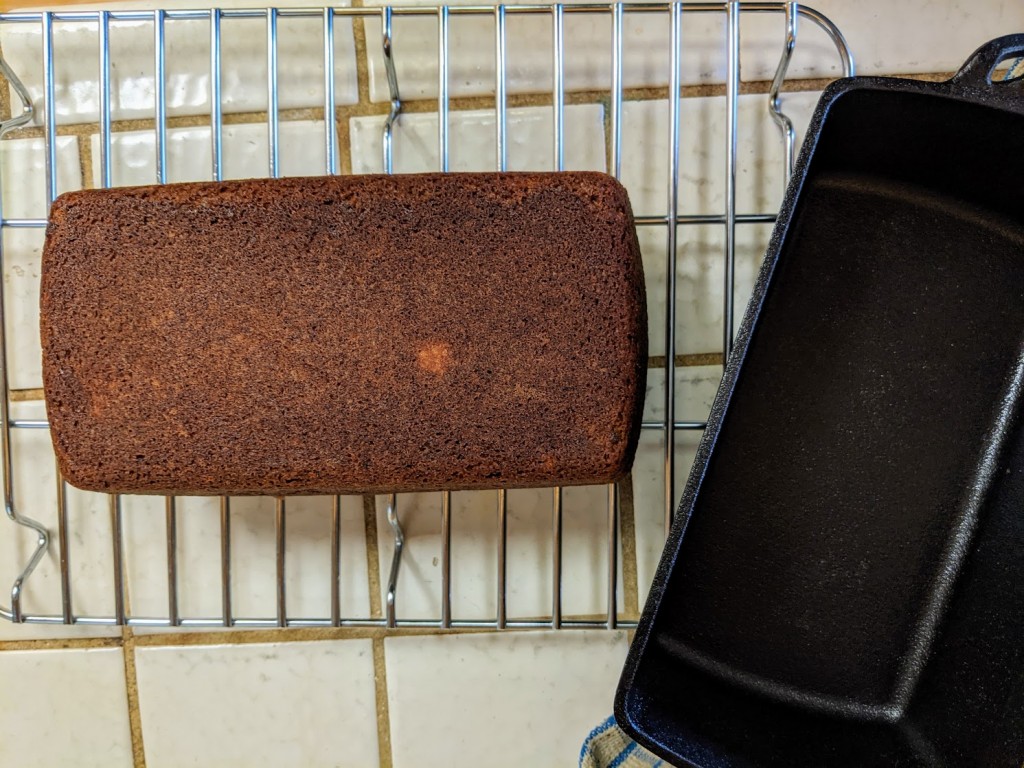 Lodge 8.5X4.5 Cast Iron Loaf Pan W/Silicone Grip