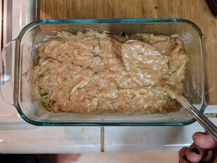 loaf pan - the glass on the pyrex pan tended to adhere to the loaf more than...