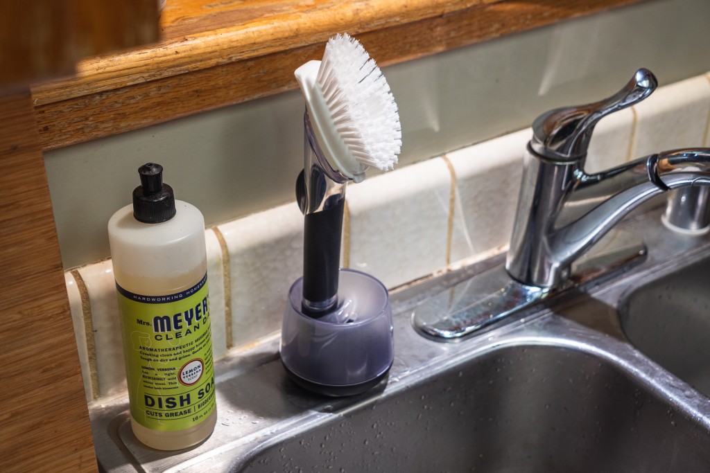 Kitchen Cleaning Brush With Dispenser