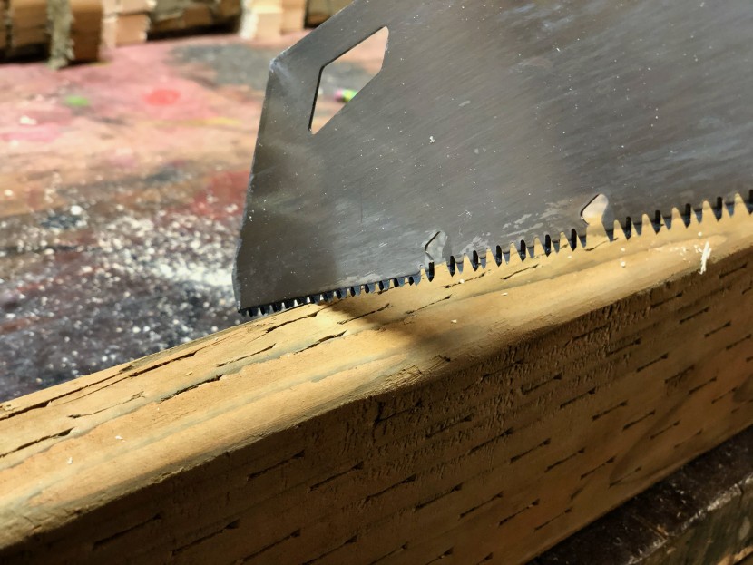 handsaw - closeup of the easy start teeth on the irwin protouch, which truly...