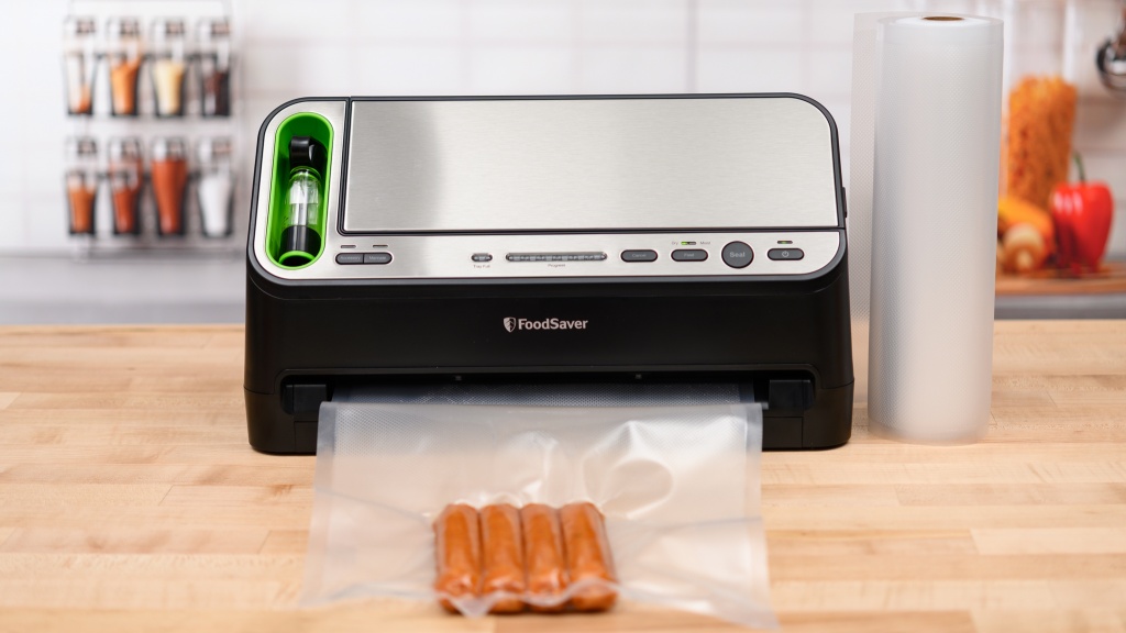 Foodsaver V4400 2-in-1 Vacuum Sealer Machine with Automatic Bag
