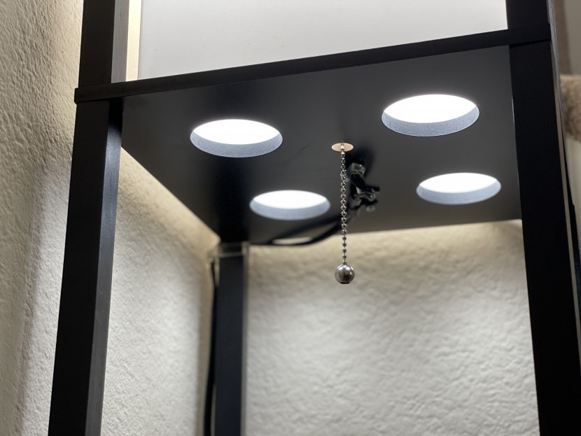 floor lamp - there&#039;s a strange satisfaction with an easy-to-use pull chain.