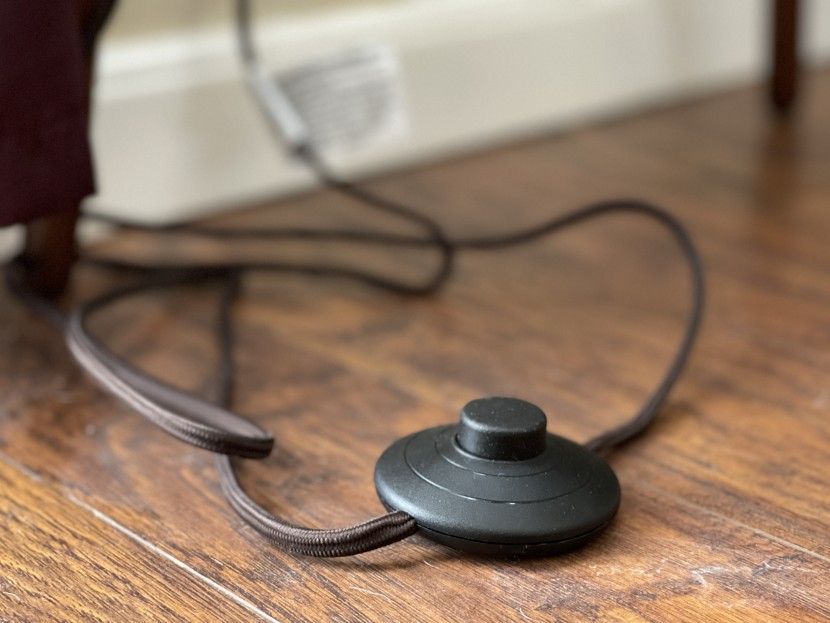 floor lamp - the lepower wood tripod offers hands-free functionality with its...