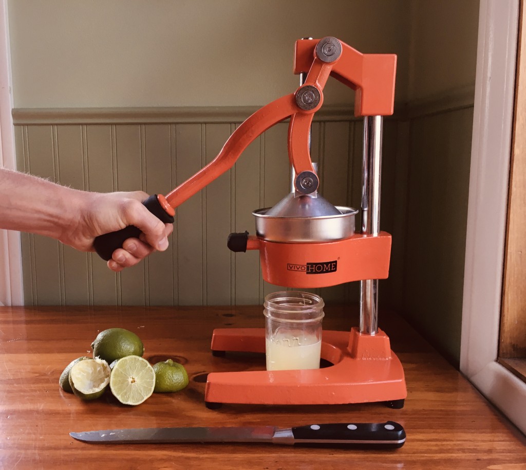 Gadget Review: Improve Your Drinks With These Top Citrus Juicers