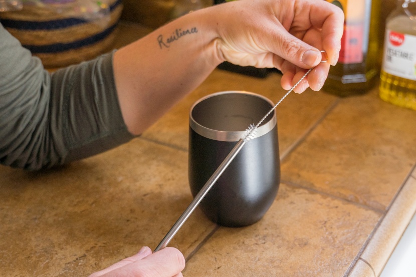 the hitslam wine tumbler scores some points for the included straw...