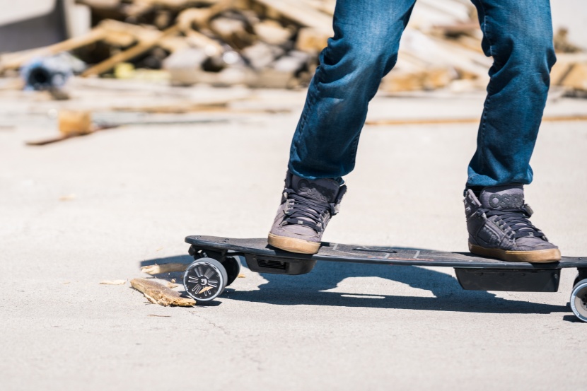 meepo v3 - the extra flex on this board&#039;s deck made it more palatable to ride...