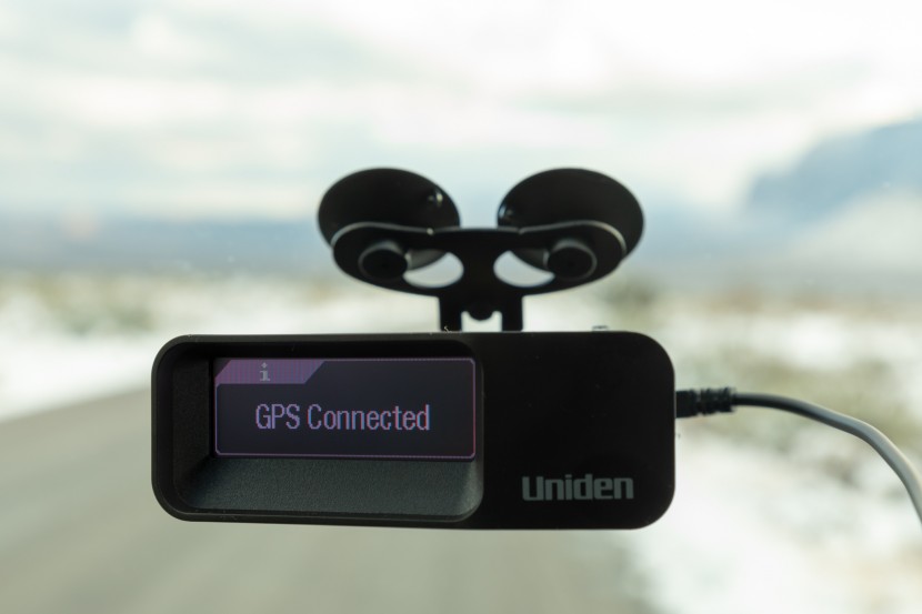 uniden r7 - having built-in gps allows for the use of many accuracy increasing...