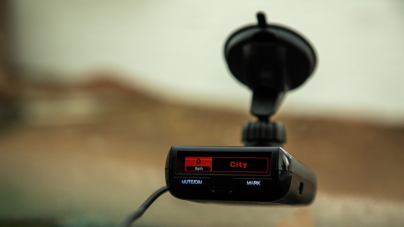 uniden r3 - with a quick tap of the mute button, you can lockout a location...