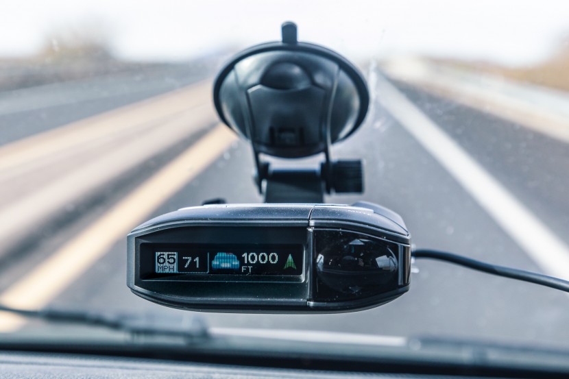 the escort max 360 warns us of a speed trap ahead.