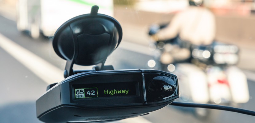 radar detector - the escort max 360 offers highway/city modes and novice/expert modes.