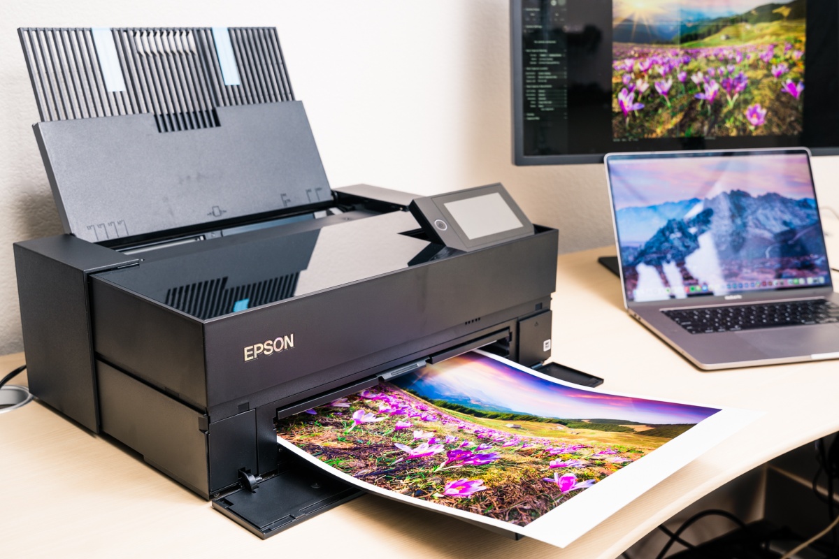 Epson SureColor P700 Review (Whether it's flat paper or rolls, the Epson SureColor P700 can handle almost anything you throw at it with superb...)