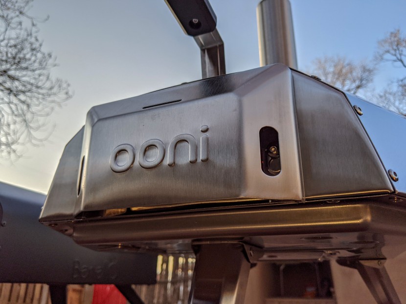 ooni karu 12 - in it&#039;s wood-fired form, this oven uses a &quot;draft defender&quot; plate to...