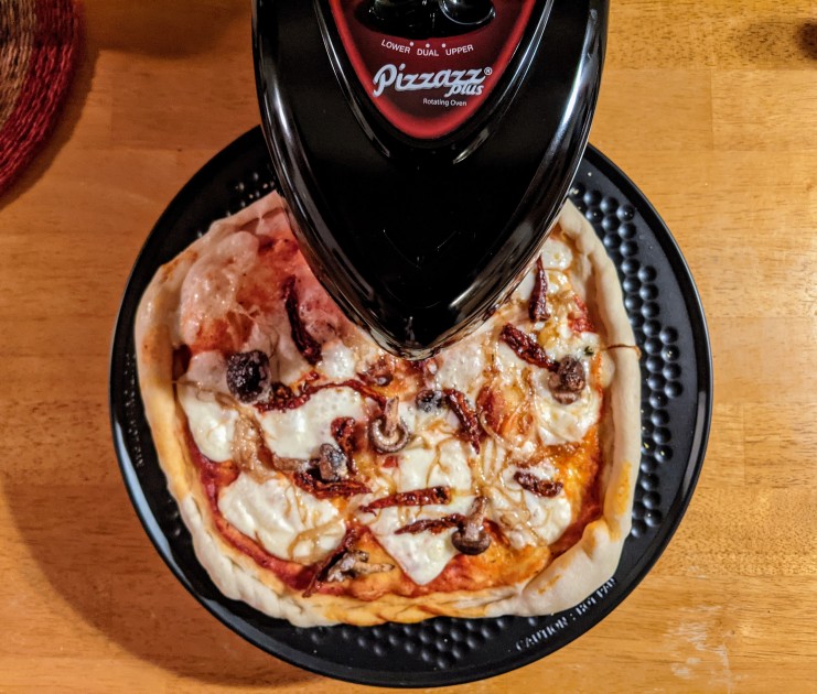 presto pizzazz plus - it is possible to adjust how the pizza cooks with a dial (top of the...