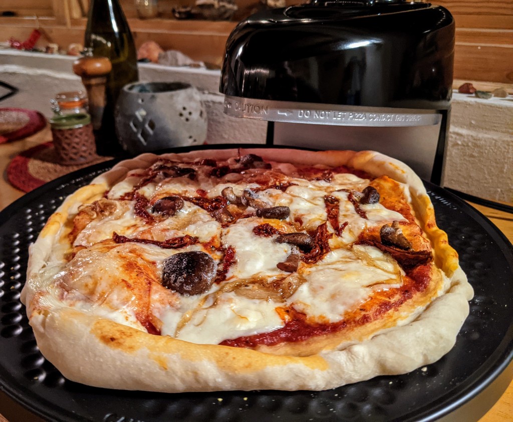 presto pizzazz plus - while the toppings may look roasted, it&#039;s tough to bake a crust with...