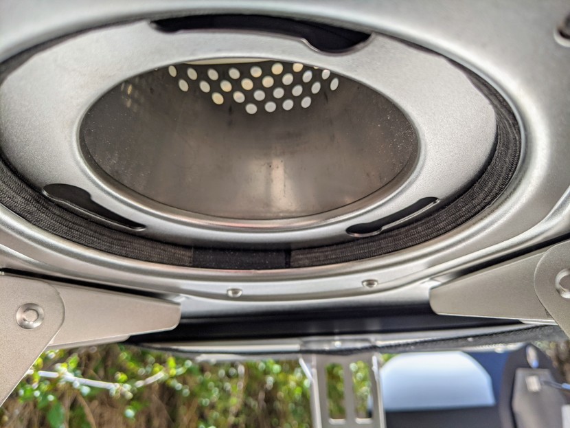 the insulated gasket of the fuel attachment port ensures that the...