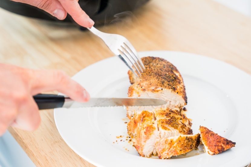 we found it difficult to keep our meat from drying when cooking it...