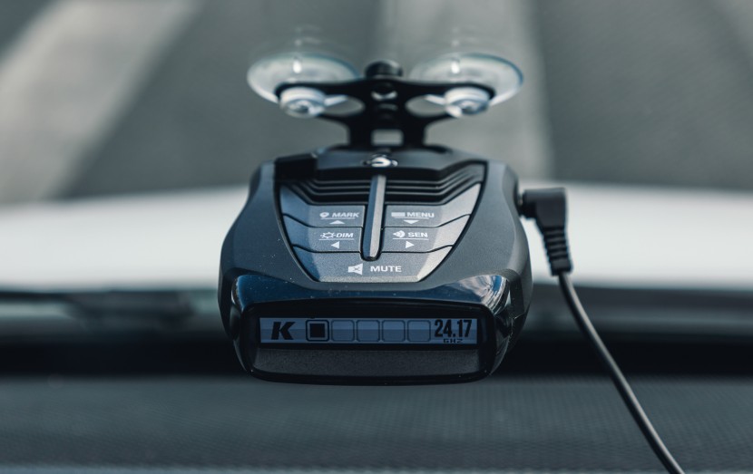 cobra rad 480i - the 480i comes equipped with x-band, k-band, ka-band, and laser...