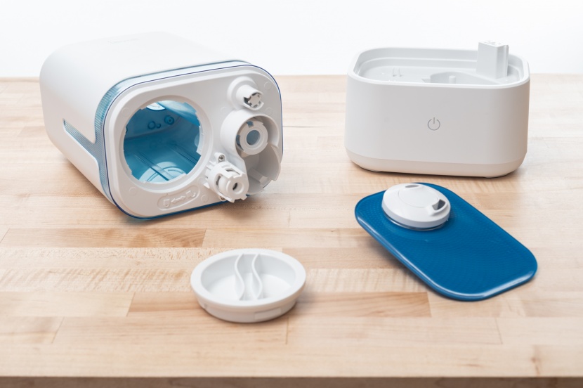 levoit classic 200 - this unit is both easy to fill and easy to clean.