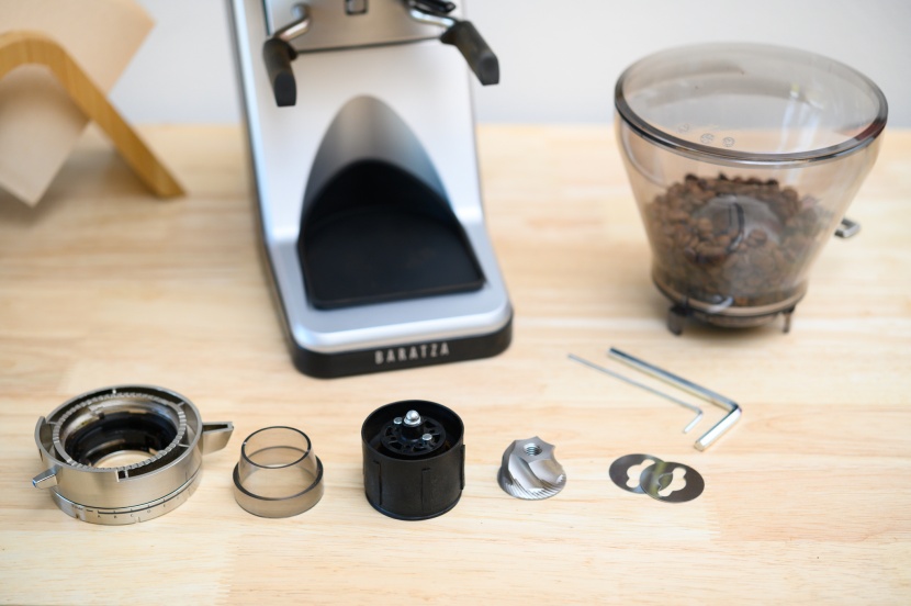 baratza sette 270 - the sette 270 is easy to take apart for maintenance.
