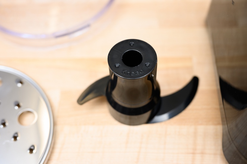 oster total prep 10-cup - the motor sounded like it was struggling when we made pizza crust.