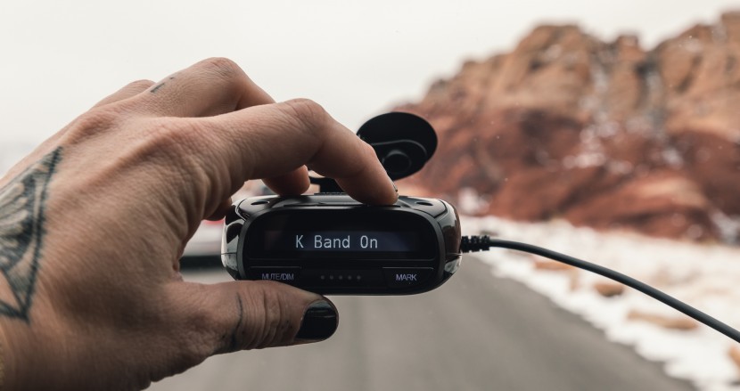 radar detector - the uniden dfr7 is a budget detector that allows for a surprising...