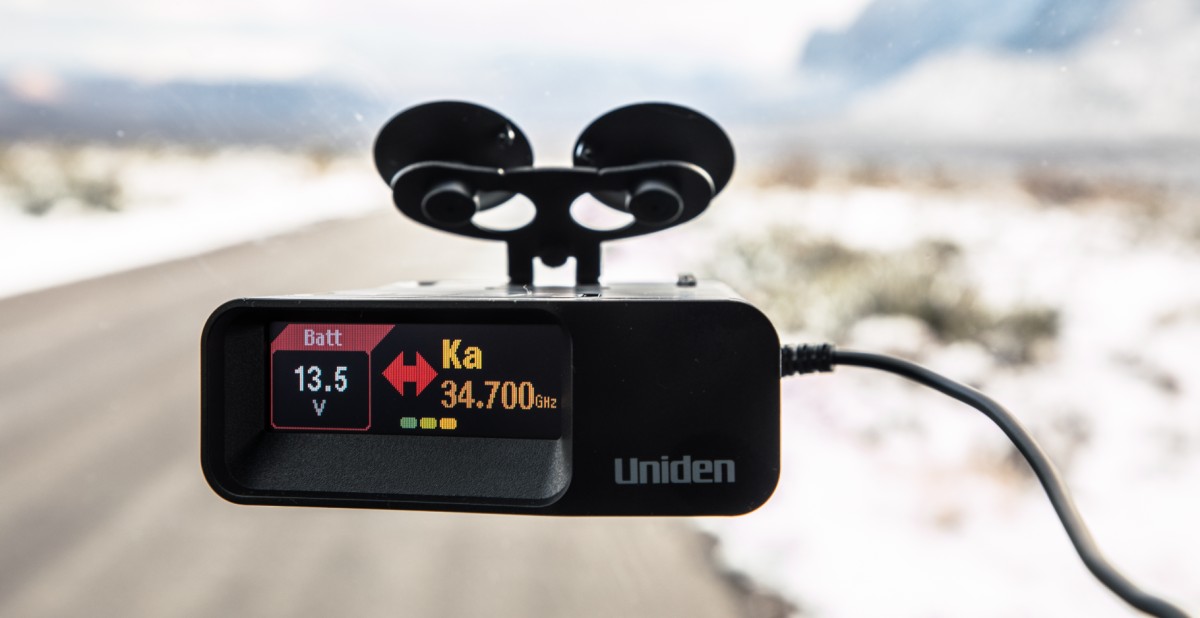 Uniden R7 Review (Radar detectors have advanced significantly over the years and the Uniden R7 is a close to perfect specimen.)