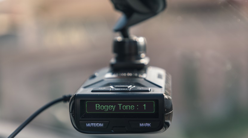 uniden r3 - from band sensitivity to bogey tones, the r3 is highly customizable.