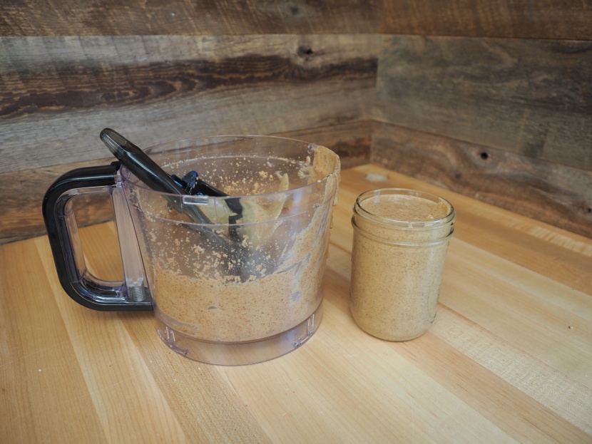 oster total prep 10-cup - here you can see that some of the gritty nut bits stuck to the outer...