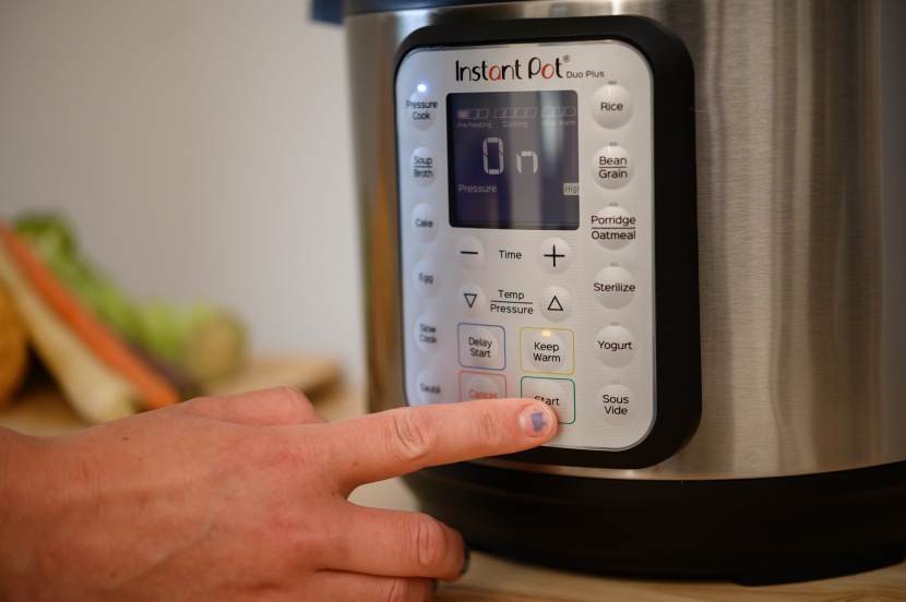 instant pot duo plus 6 quart - the interface is very intuitive.