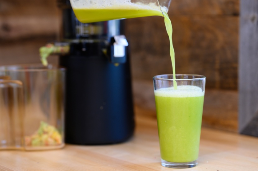 hurom slow juicer - the hurom h-aa does a fantastic job of straining solids, which...