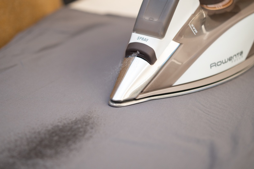 rowenta dw5080 focus - certain fabrics require an extra spritz to tackle deep wrinkles.