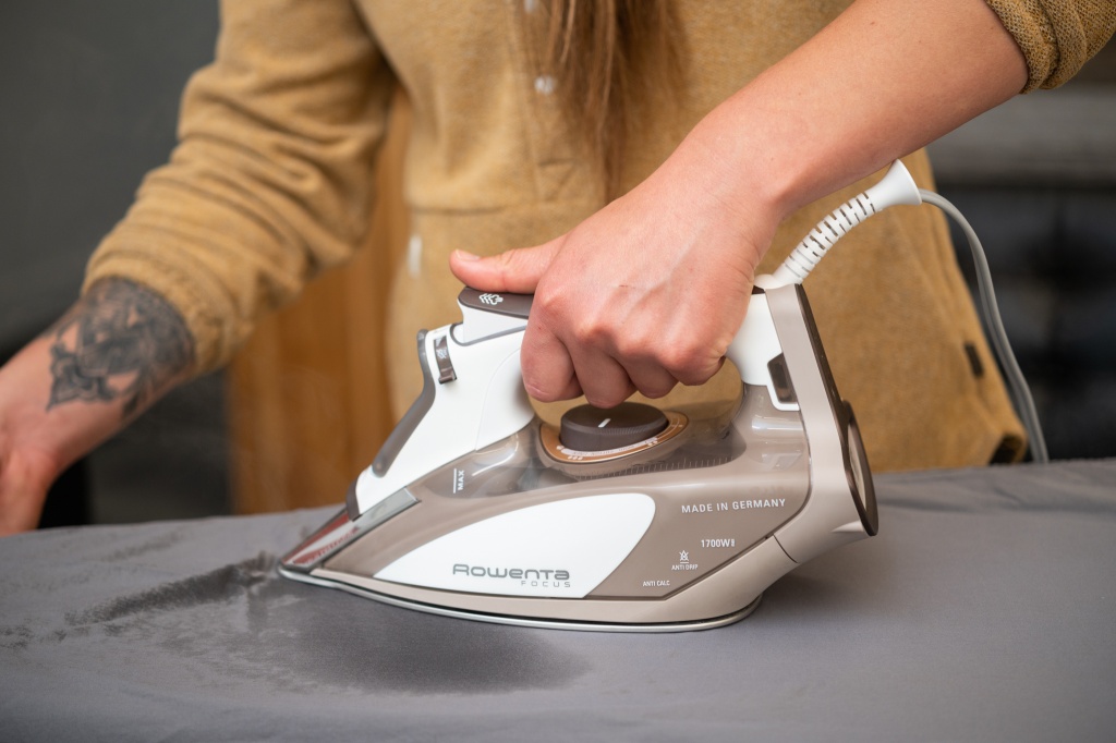 How We Tested Clothing Irons GearLab